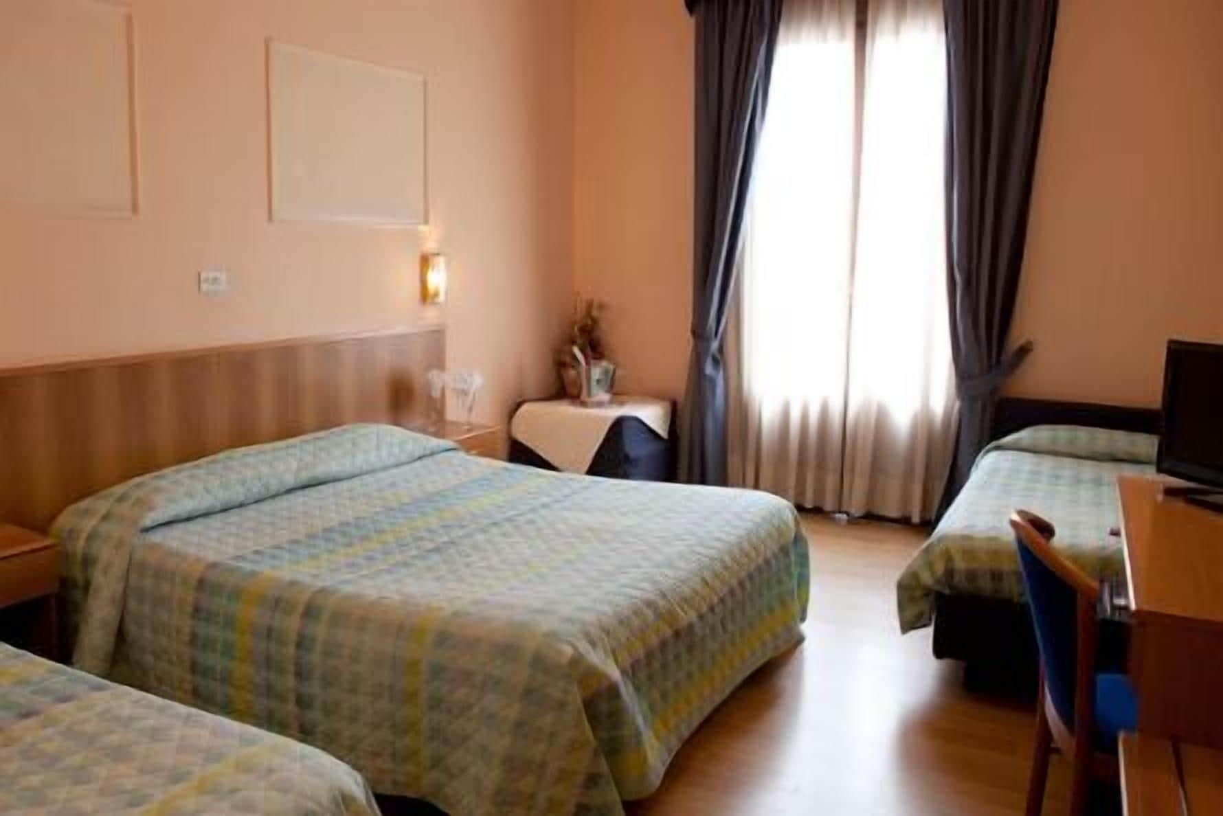 Hotel Porziuncola Assisi Esterno foto